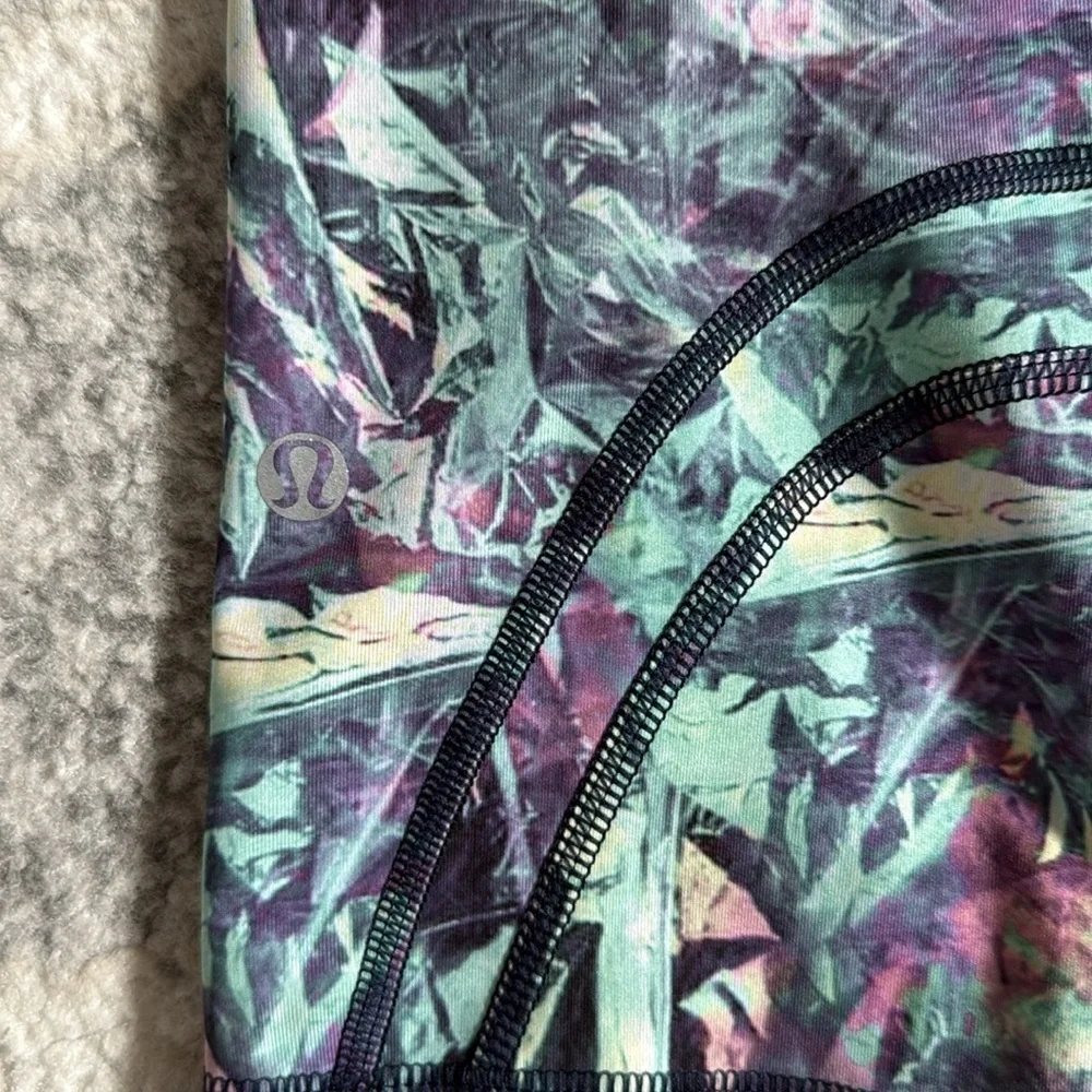 Lululemon Run Inspire Crop II *All Full-On Luxtreme